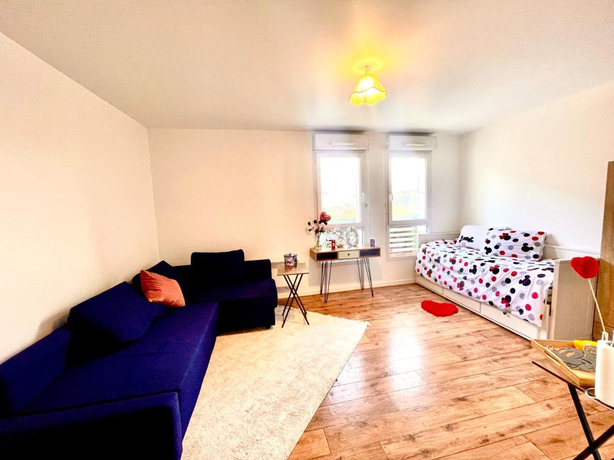 5 Min From Disneyland Cozy Retreat Apartment Montevrain Exterior photo
