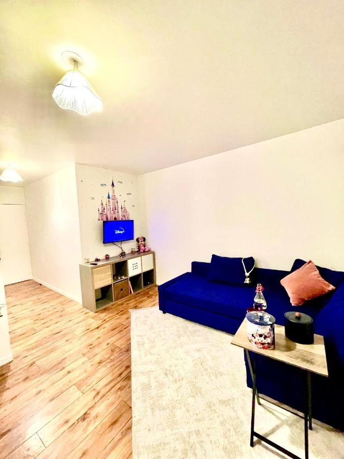 5 Min From Disneyland Cozy Retreat Apartment Montevrain Exterior photo